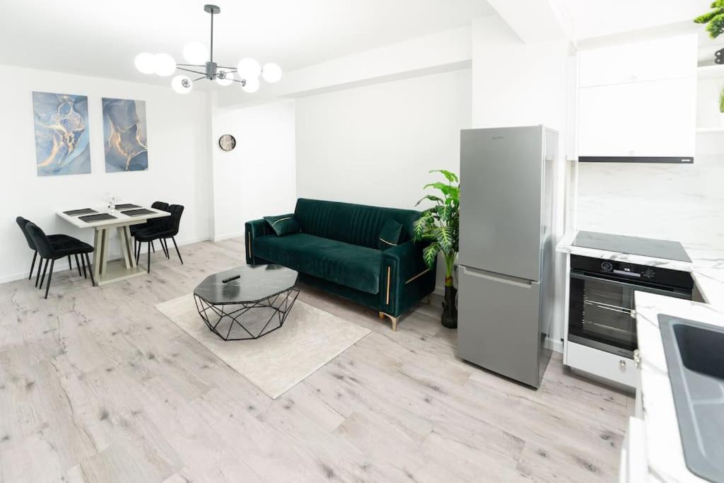 Apartament Markos Suceava Eksteriør billede